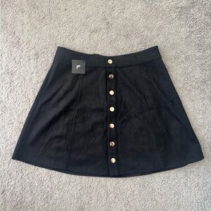90’s Black Button-Front A-Line Skirt